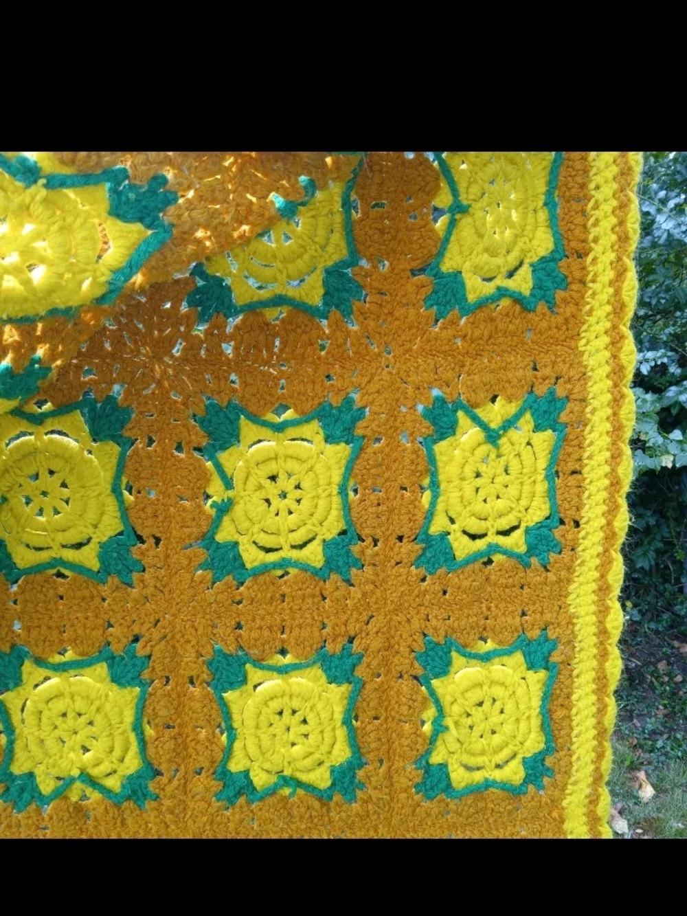 Vtg Handmade Yellow and Orange Crochet 3D Flower Throw Blanket